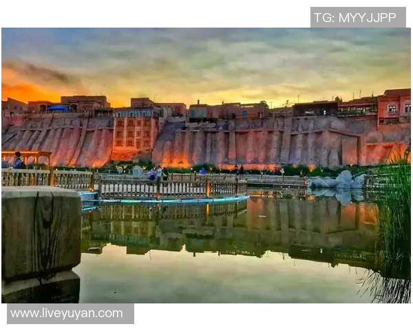 新疆喀什古城的历史魅力与辽宁文化的交融探索之旅